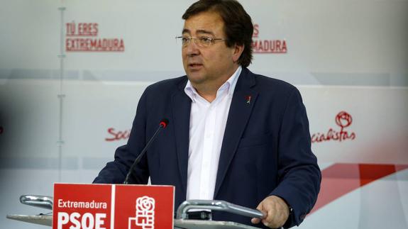 Rueda de prensa de Guillermo Fernández Vara.