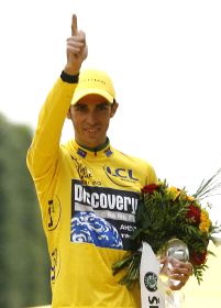 Alberto Contador, en París. / HOY