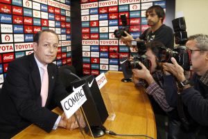 Agustín Morera, nuevo presidente de la entidad valenciana, durante la rueda de prensa. / EFE