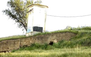 El cuerpo se encontraba en la pared que se ubica justo debajo del transformador eléctrico. / EMILIO PIÑERO