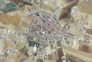 Vista aérea de la localidad pacense de Bienvenida. ::
HOY