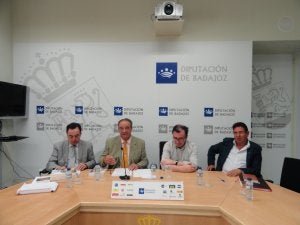 Juan Ramírez García presenta un libro sobre el folklore en Fuente de Cantos