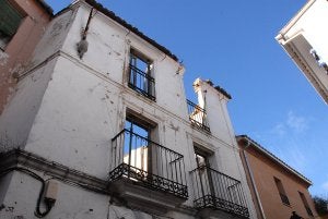 Fachada de un edificio vaciado del resbaladero de San Martín. ::                             PALMA