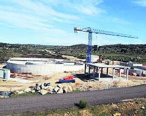 La construcción de la nueva depuradora . ::                             J. S. P.