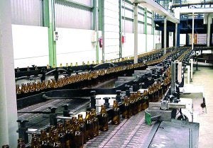 Algunas empresas lusas se han instalado en Extremadura, como Barbosa y Almeida en Villafranca. ::                             HOY