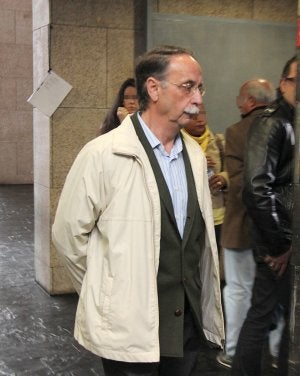 Tomás P. S. el día en que fue juzgado en Cáceres. ::                             HOY