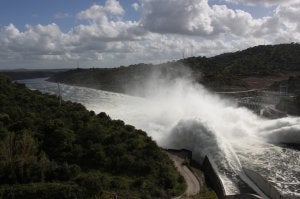 La mayor presa de Europa, la de Alqueva, ya desembalsa. ::
D. DO SUL