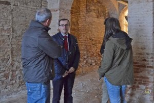 Gallardo, ayer visitando las obras en la cámara agraria. ::                             F. H.