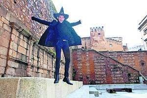 «Para mí ha sido una alegría inmensa. Siempre he tenido la ilusión de ser pregonero del Carnaval», admite el humorista Cabuvy. ::                             JORGE REY