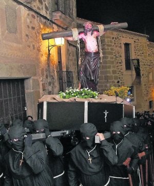 La cofradía de Jesús Condenado incorpora material audiovisual a su procesión