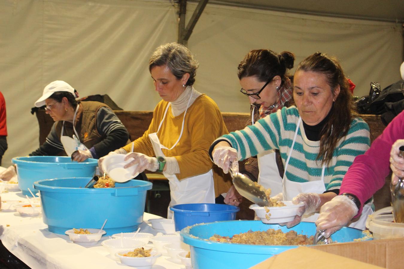 Algunas de las actividades del Carnaval en imágenes: pregón, Carnalcomedia, entierros de la Bellota y sardina, pasacalles...