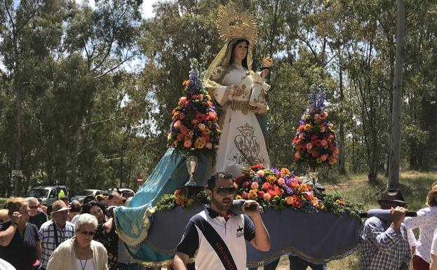 Procesión de la Virgen de Belén en el entorno de su ermita 
