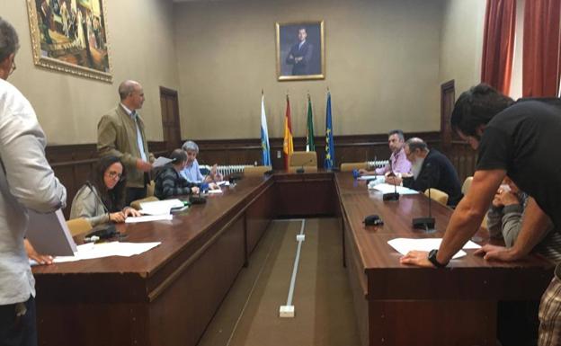 un momento de la firnma del convenio 