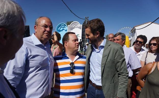 Visita de Pablo Casado a la FIG 