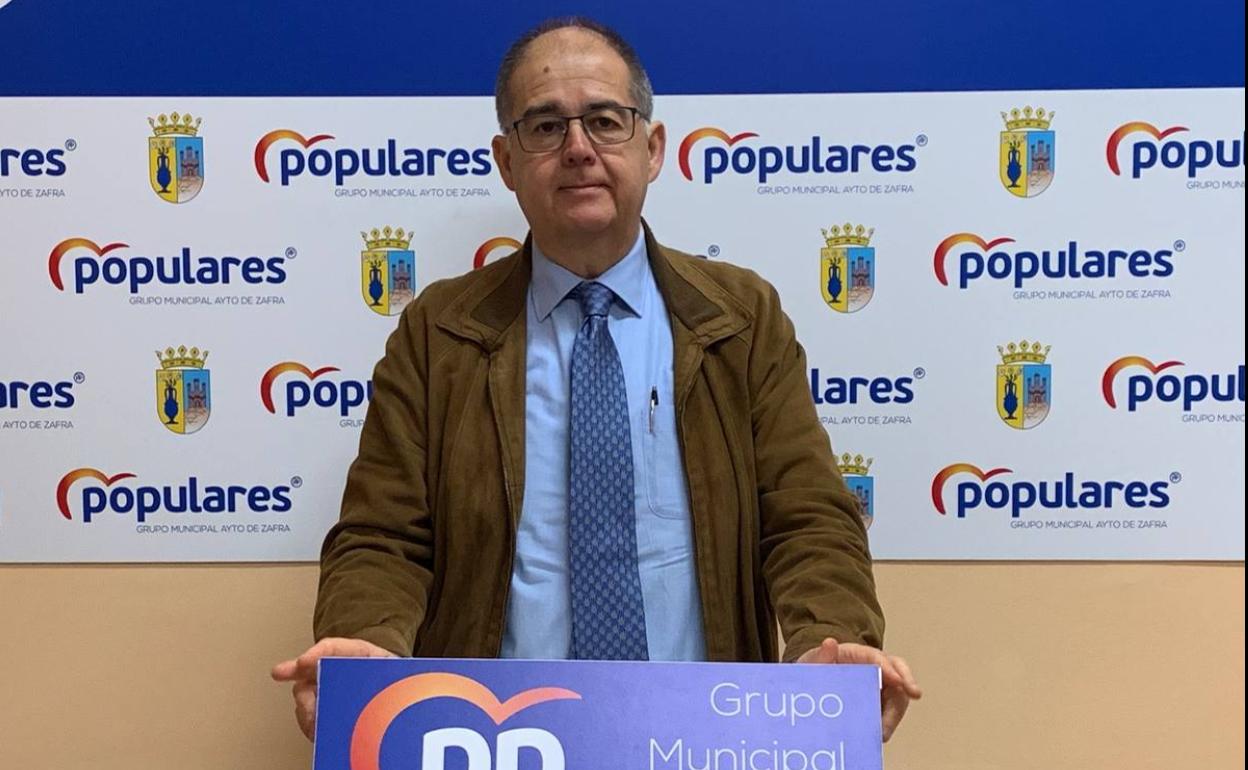 Juan arlos Fernánde durnte la rueda de prensa ofrecida con este motivo 