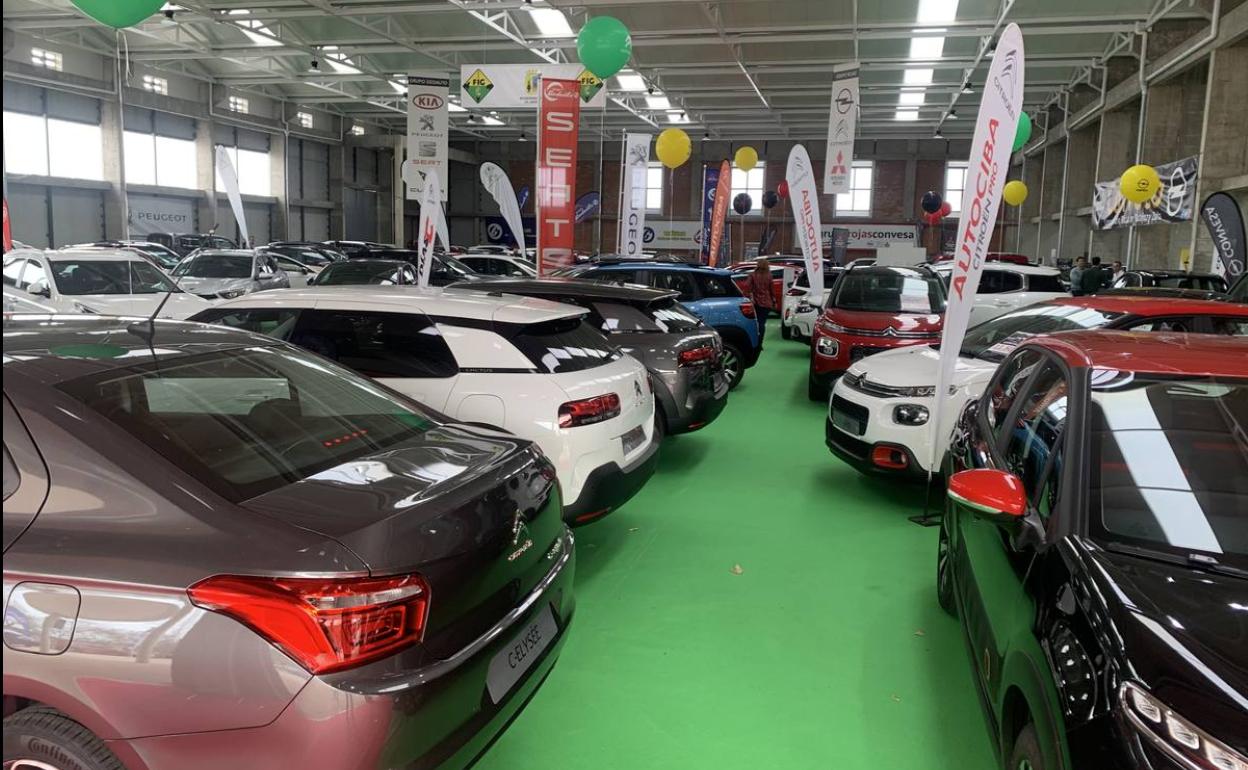 Exposición y venta de vehículos ya cancelada 