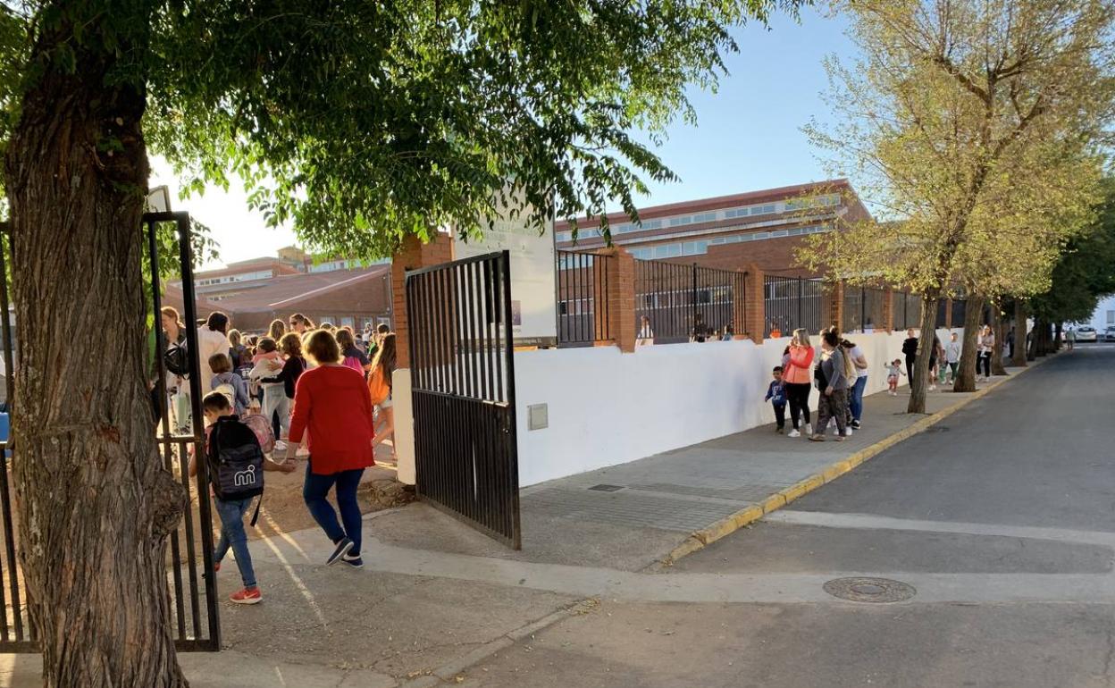 Vuelta al cole en uno de los colegios de Zafra en 2019 