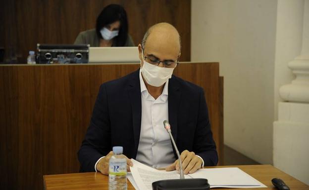 José Carlos contreras, diputado de Economía y Hacienda 