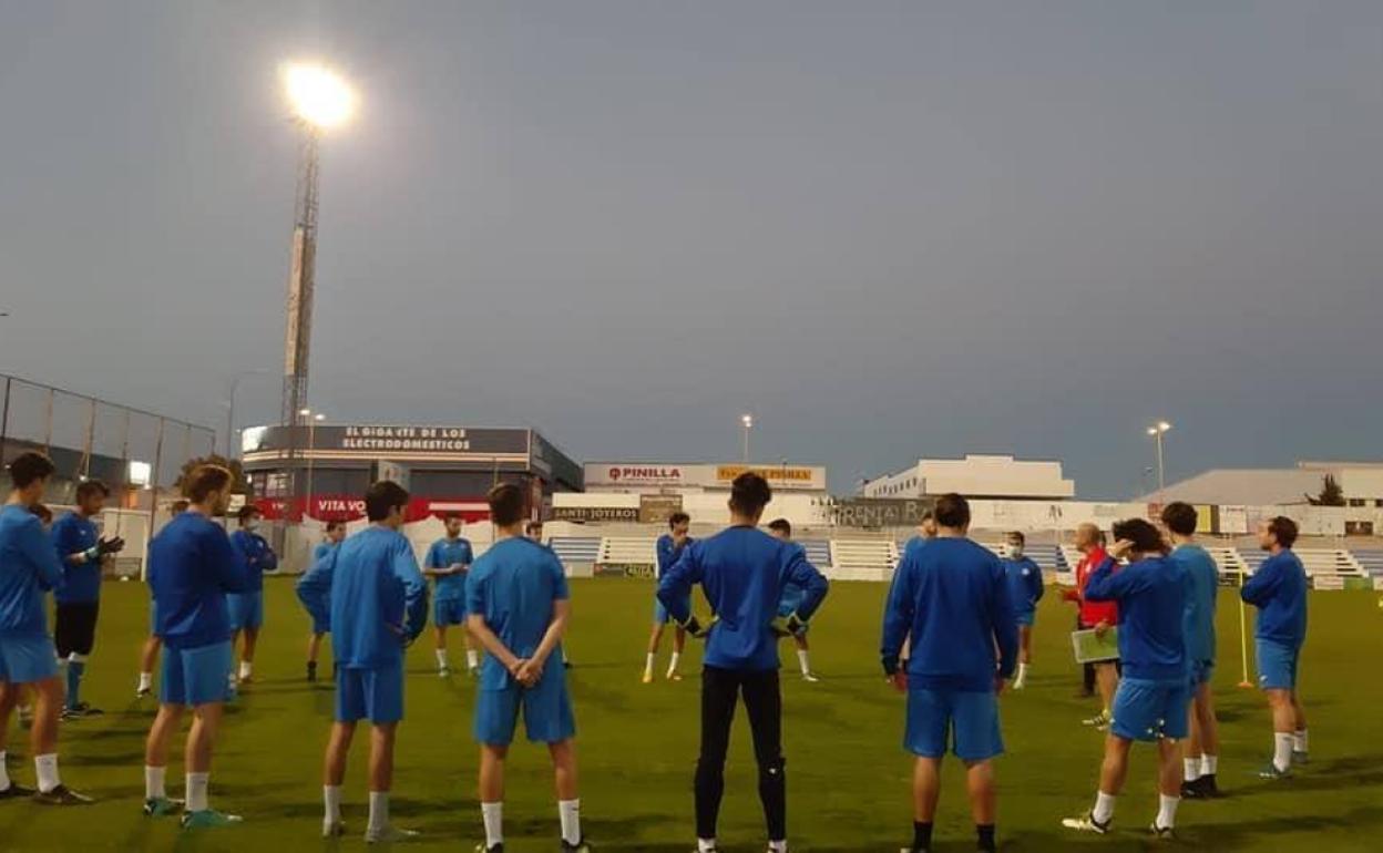 El equipo en uno de sus entrenamientos 