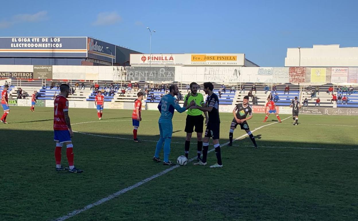 Momentos iniciales del partido contra La Estrella 