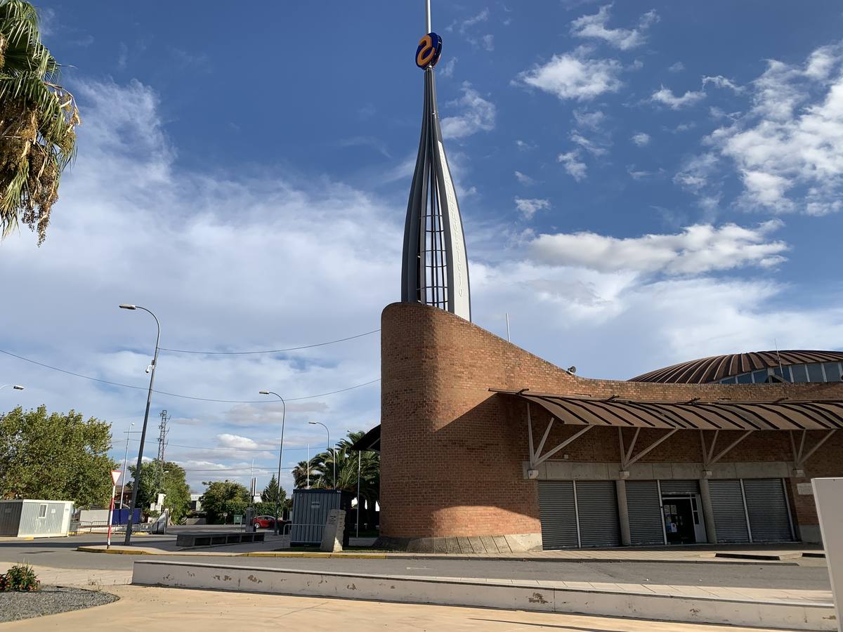 Pabellón central del recinto ferial 