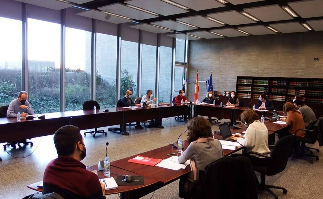 Las oposiciones docentes de 2021 serán el 19 de junio y contemplan 697 plazas de enseñanzas medias