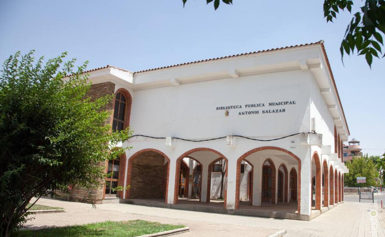El antiguo edificio que albergó la biblioteca será readaptado 