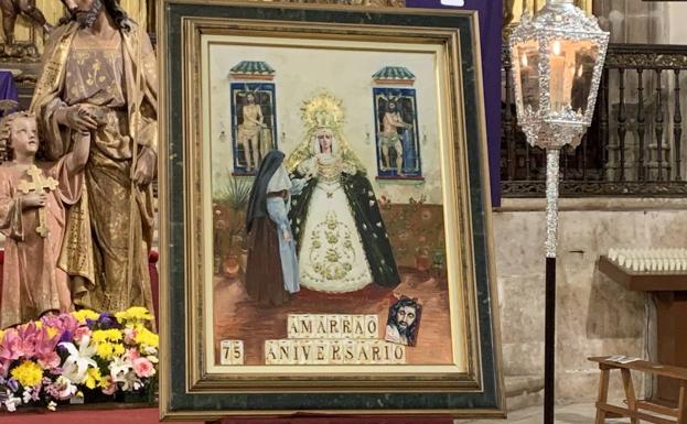 El cartel del aniversario tras ser destapado .