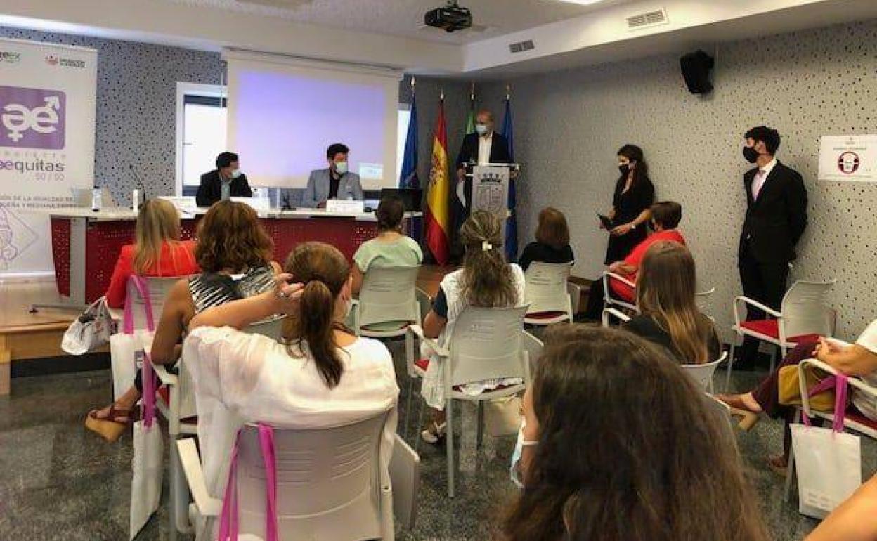 Presentación de las jornadas en el CID de Zafra 