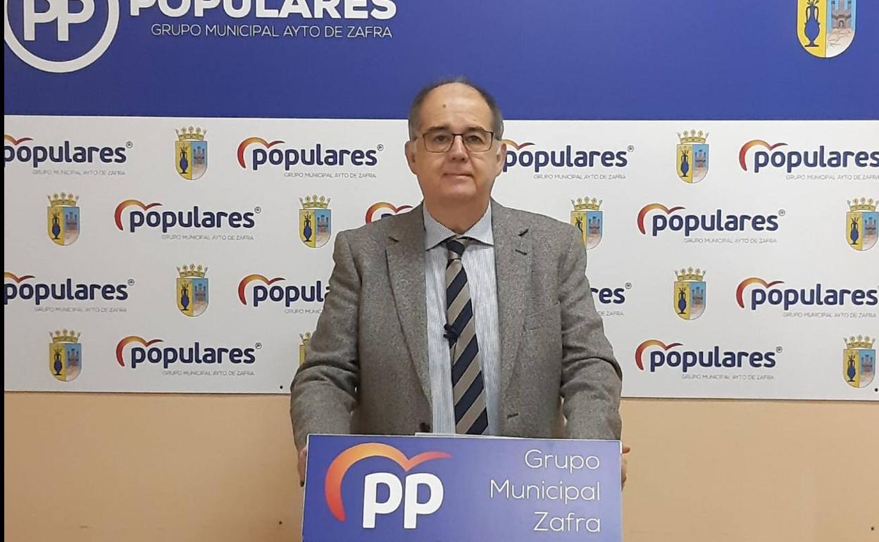 Juan Carlos Fernández durante la rueda de prensa 