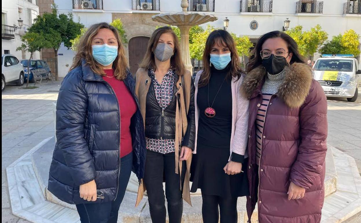 Las participantes en la presentación de esta actividad conjunta 