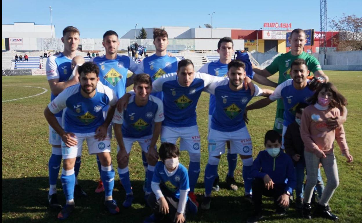 Once inicial en el partido ante el Usagre 