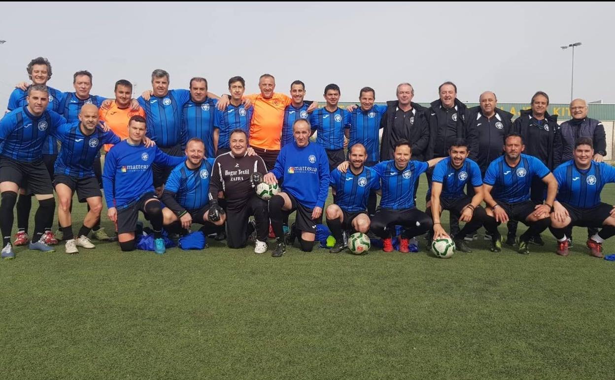 el equipo de veteranos de Zafra, que es campeón de la liga 2021-2022 