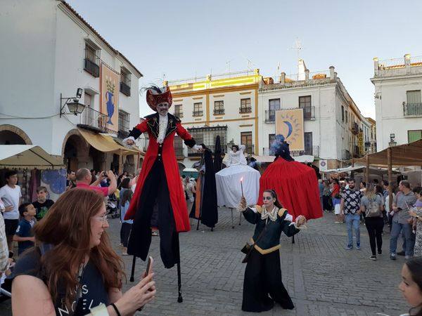 Actuación de Samarkanda 