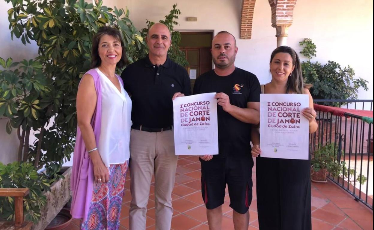 Presentación del certamen en el ayuntamiento 