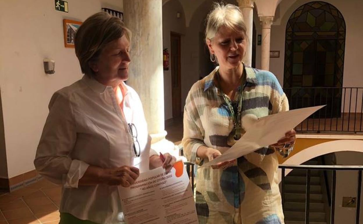 La concejala y la directora de la UPZ durante la presentación 