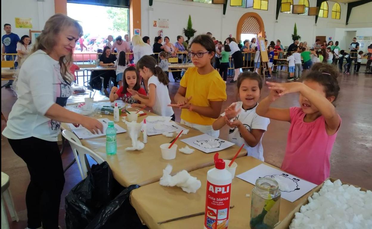 Más de 200 niños y niñas se han divertido en el Festival Infantil San Miguelino