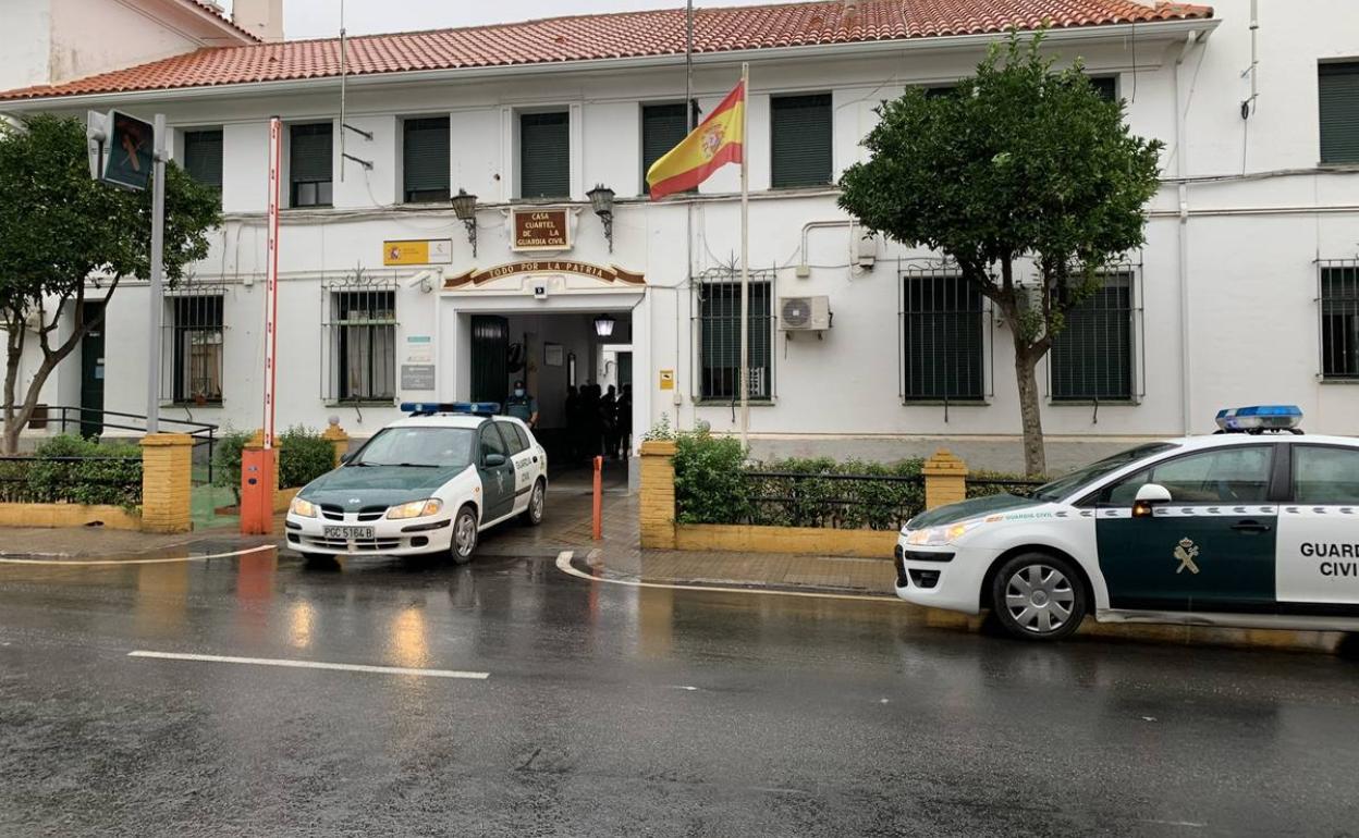 La Guardia Civil de Zafra detiene a un vecino por robos con intimidación en el interior de vehículos