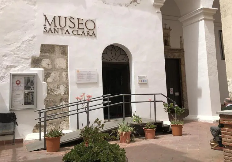 Entrada al Museo de Santa Clara