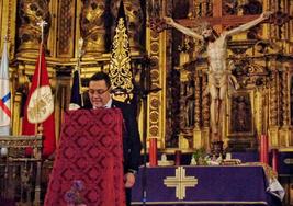 El pregonero de la Semana Santa durante el su intervención