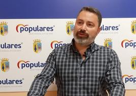 Antonio Navarro durante la rueda de prensa