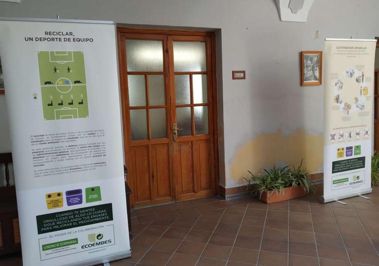 La Casa de la Cultura expone 'Un Paseo por el Reciclaje' para concienciar sobre el medio ambiente