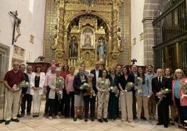 REpresentantes de los museos, junto a las autiridades, guías voluntarios y benefactores