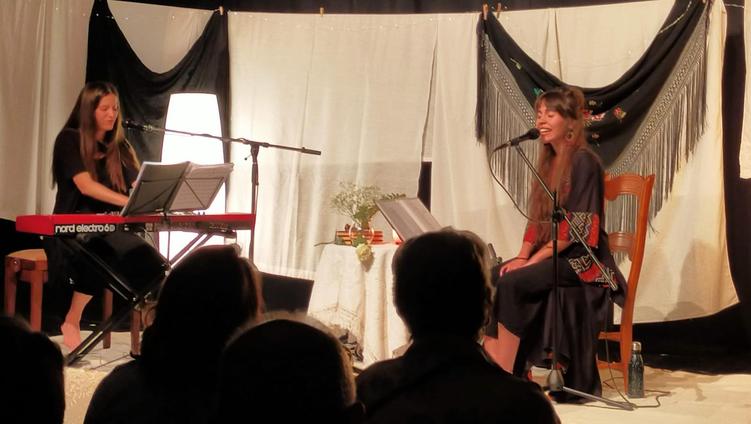Laura Domínguez y Lola Santiago: piano y voz del poeta García Lorca