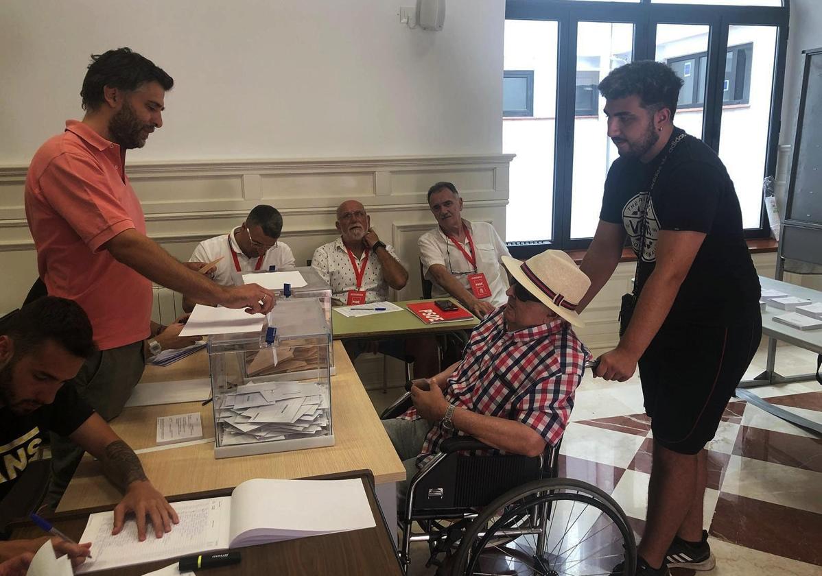El PSOE gana las Elecciones Generales por cuatro votos de diferencia con el PP