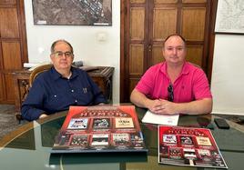 El alcalde y el técnico de Juventid en la presentación de esta cita teatral