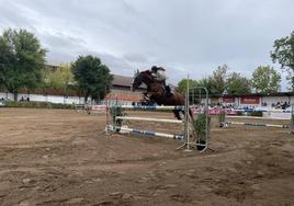 Una de las amazonas participantes en el concurso