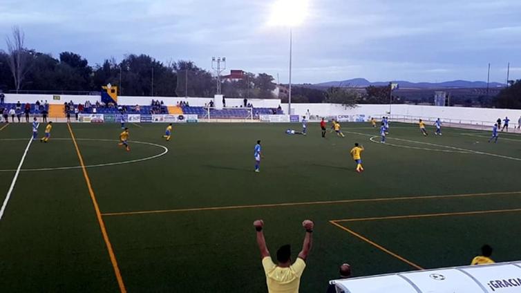 El CD Zafra comienza la temporada con derrota por la mínima ante el Solana EMD