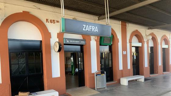 Arde un tren cuando repostaba en la estación de Zafra