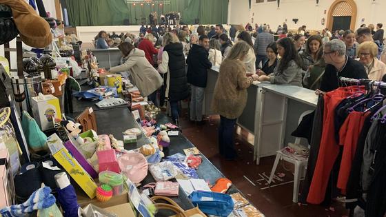 Gran ambiente y animación en la 'velá' de Plena Inclusión